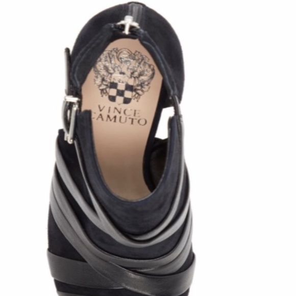 👠Vince Camuto Achika belted peep toe bootie👠 - Picture 7 of 8